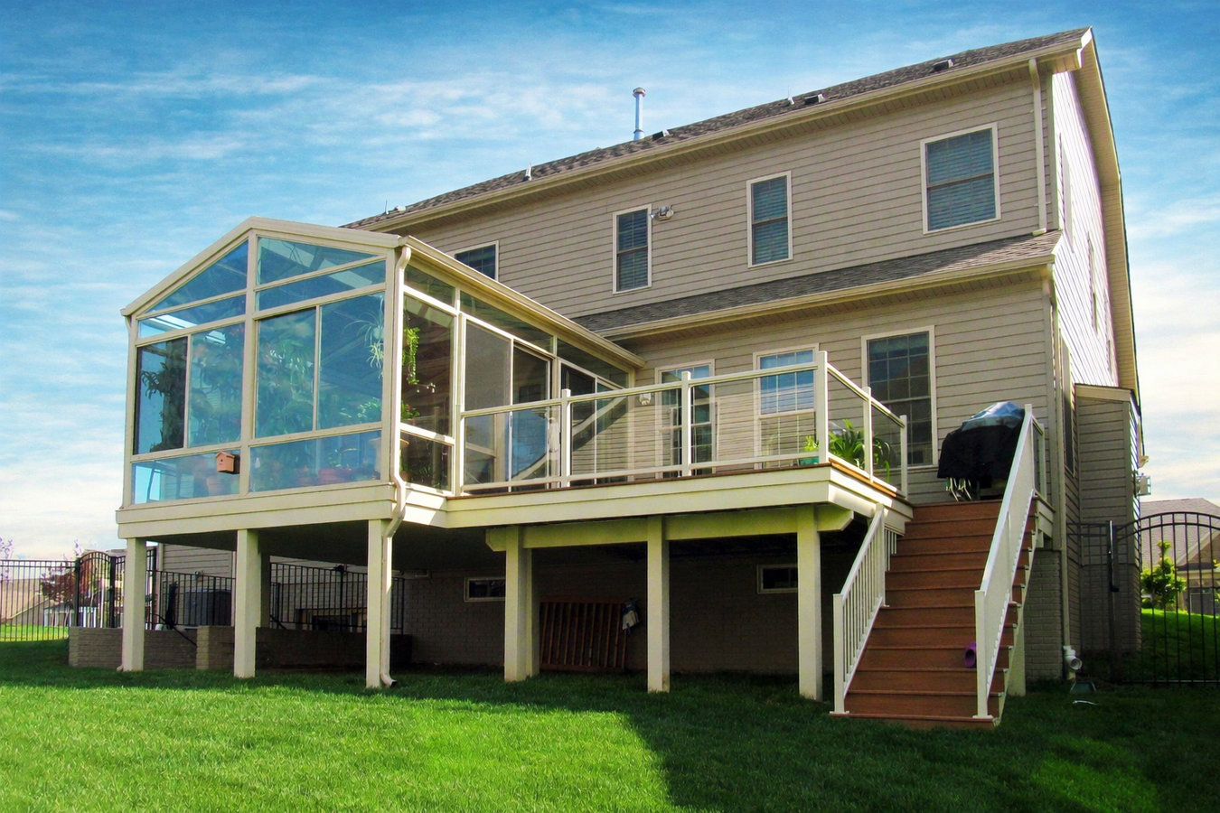 Deck-to-sunroom conversion